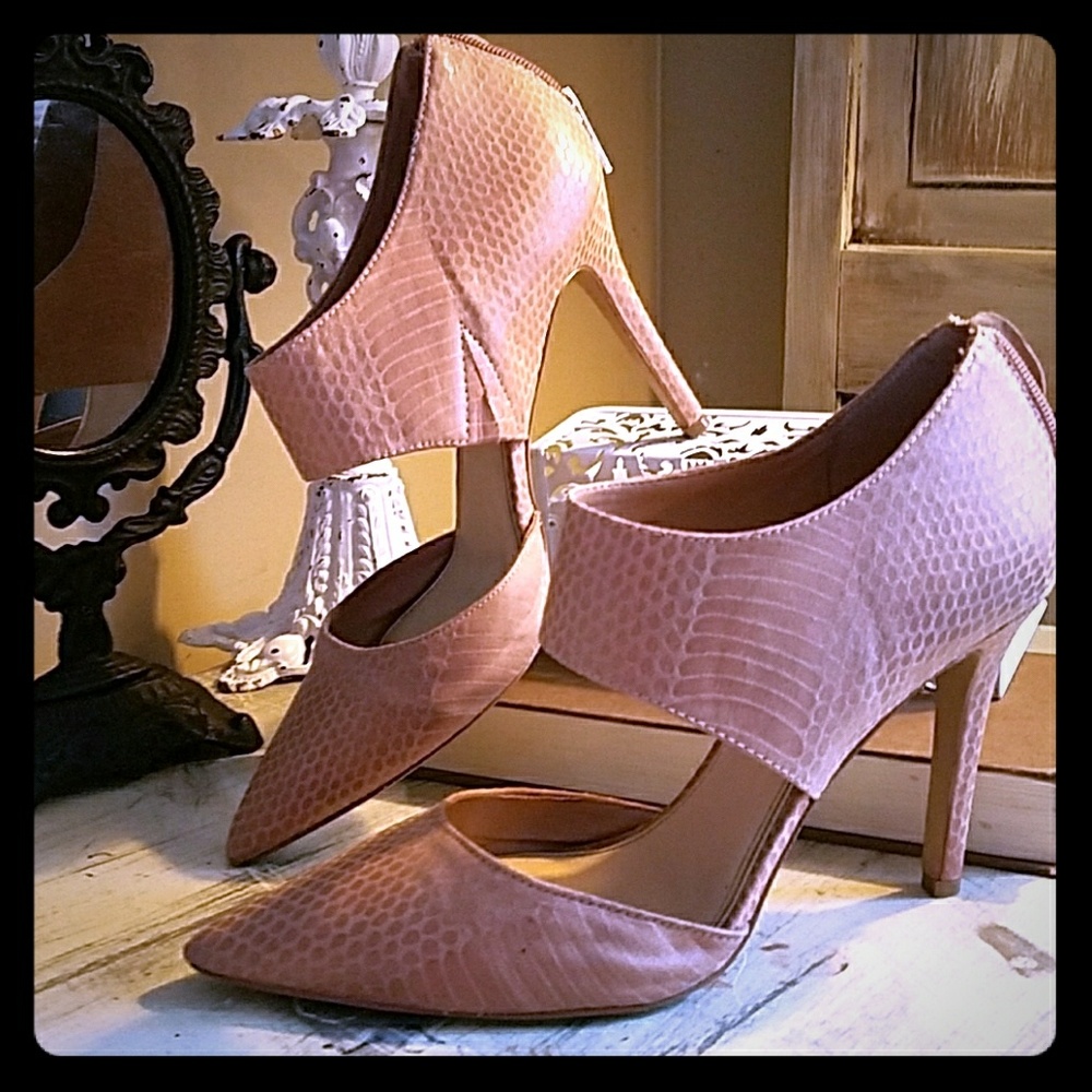 Jessica Simpson Heels